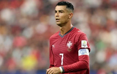 Ronaldo, Messi định nghĩa lại giới hạn cầu thủ tại World Cup Ronaldo, Messi định nghĩa lại giới hạn cầu thủ tại World Cup