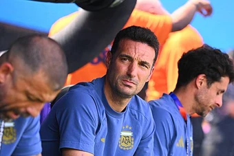 Scaloni bác bỏ tin đồn rạn nứt tại đội tuyển Argentina