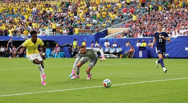 Scotland 0-1 Brazil: VAR huỷ bàn thắng của Vinicius Scotland 0-1 Brazil: VAR huỷ bàn thắng của Vinicius