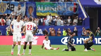 Shearer và Rooney thừa nhận Argentina xứng đáng vào chung kết