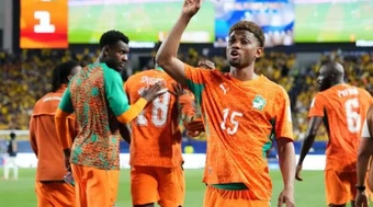 Soi trận Curacao vs Bờ Biển Ngà: Vé đi tiếp vẫy gọi