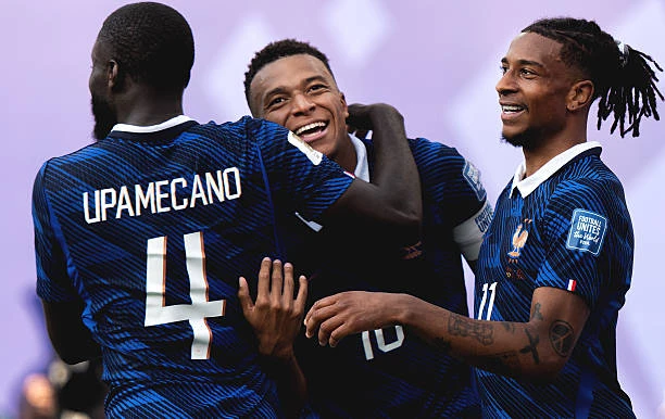 Soi trận Paraguay vs Pháp: "Les Bleus" cần nhìn gương tuyển Đức Soi trận Paraguay vs Pháp: "Les Bleus" cần nhìn gương tuyển Đức