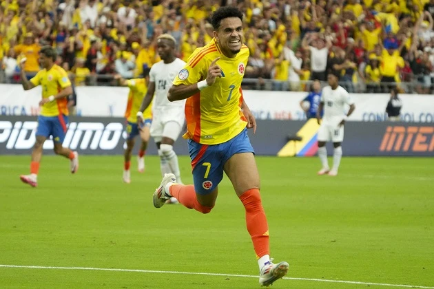 Soi trận Uzbekistan vs Colombia: Cannavaro lấy thủ bù công