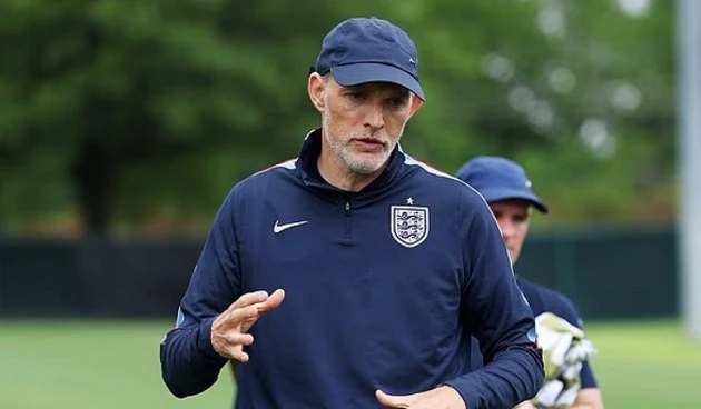 Tại sao Tuchel kiên quyết gạt bỏ Palmer và Trent? Tại sao Tuchel kiên quyết gạt bỏ Palmer và Trent?