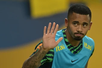 Thất sủng ở Arsenal đe dọa vé dự World Cup của Jesus