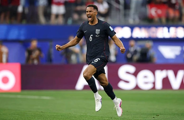 Thổ Nhĩ Kỳ 1-1 Mỹ: Guler trả đòn Thổ Nhĩ Kỳ 1-1 Mỹ: Guler trả đòn