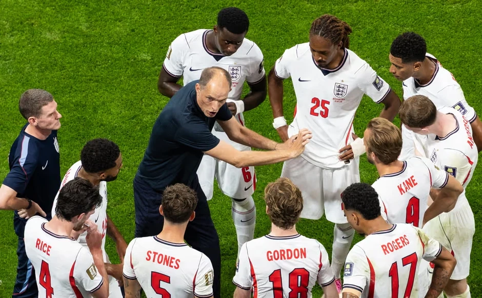 Thomas Tuchel không thể một mình gánh thất bại của bóng đá Anh