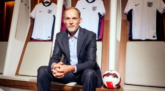 Thomas Tuchel: Từ phục vụ bàn đến sứ mệnh phục hưng Tam Sư