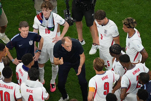 Thomas Tuchel và 15 phút giải lao đánh thức bản lĩnh tuyển Anh Thomas Tuchel và 15 phút giải lao đánh thức bản lĩnh tuyển Anh