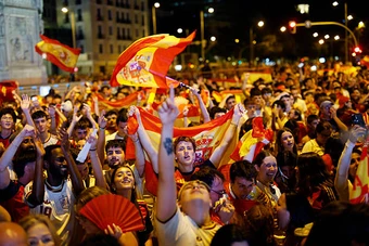 Thủ đô Madrid tưng bừng chuẩn bị lễ rước cúp vàng World Cup