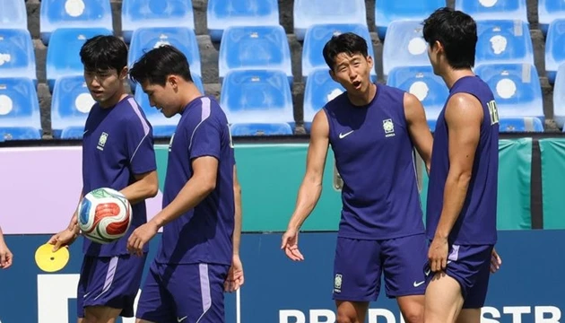 Tịt ngòi 2 trận, Son Heung-min mất suất đá chính trước Nam Phi Tịt ngòi 2 trận, Son Heung-min mất suất đá chính trước Nam Phi