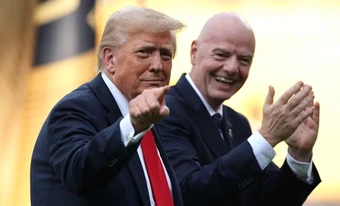 Tổng thống Donald Trump dự chung kết và trao cúp World Cup