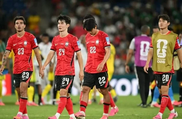 Tổng thống Hàn Quốc lệnh điều tra KFA sau thất bại ở World Cup Tổng thống Hàn Quốc lệnh điều tra KFA sau thất bại ở World Cup