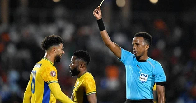 Trọng tài Somalia uất ức vì giấc mơ World Cup bị Mỹ dập tắt Trọng tài Somalia uất ức vì giấc mơ World Cup bị Mỹ dập tắt