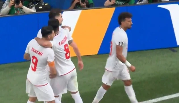 TRỰC TIẾP Iran 1-1 New Zealand (H1): San bằng cách biệt TRỰC TIẾP Iran 1-1 New Zealand (H1): San bằng cách biệt