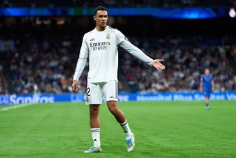 Tuchel dập tắt hy vọng dự World Cup của Alexander-Arnold