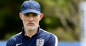 Tuchel đặt mục tiêu World Cup lên trên nỗi lo mặt sân
