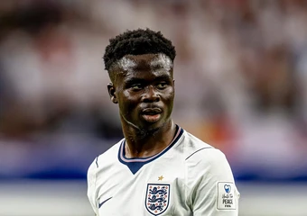 Tuchel được khuyên loại Madueke chọn Saka
