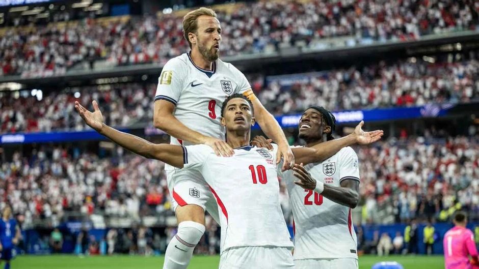 Tuyển Anh tiến vào vòng knock-out World Cup với nhiều dấu hỏi