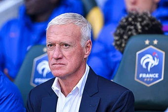 Tuyển Pháp quá mạnh để Deschamps tiếp tục chơi bảo thủ