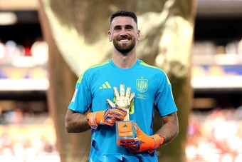 Unai Simon: Tôi ít phải làm việc hơn các thủ môn khác ở World Cup