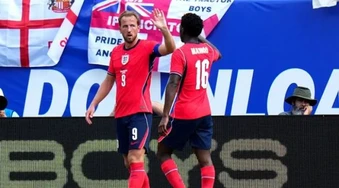 Vai trò số 8 tự do giúp Mainoo ghi điểm với Tuchel