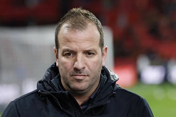 Van der Vaart xin lỗi vì trò đùa nhạy cảm về tuyển Nhật Van der Vaart xin lỗi vì trò đùa nhạy cảm về tuyển Nhật