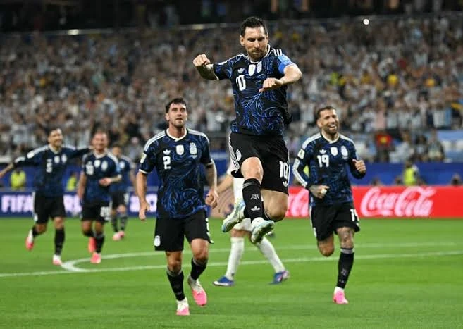 Vì sao Messi và các tiền đạo lão tướng vẫn rực sáng ở tuổi 40? Vì sao Messi và các tiền đạo lão tướng vẫn rực sáng ở tuổi 40?