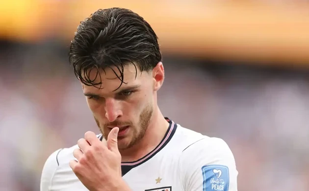 Vì sao Tuchel cất Declan Rice trên ghế dự bị trước Panama? Vì sao Tuchel cất Declan Rice trên ghế dự bị trước Panama?