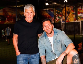 Viết tâm thư từ biệt cha, Messi bỏ ngỏ việc giải nghệ