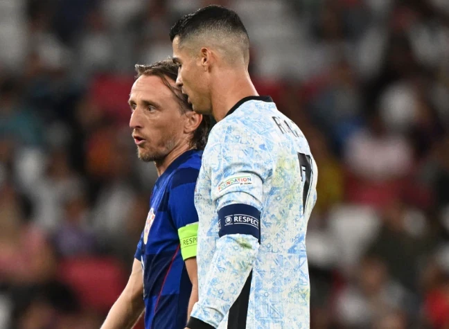 Vòng knock-out World Cup và điệu nhảy cuối của các huyền thoại Vòng knock-out World Cup và điệu nhảy cuối của các huyền thoại
