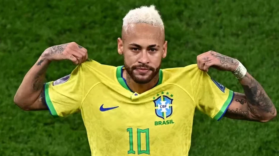 Vượt qua nghịch cảnh, Neymar đi vào lịch sử World Cup Vượt qua nghịch cảnh, Neymar đi vào lịch sử World Cup