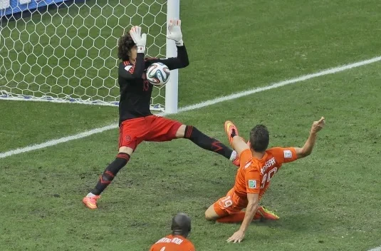 World Cup vẫn hấp dẫn nhờ những biểu tượng như Guillermo Ochoa