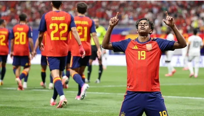 Yamal tỏa sáng hay Mbappe sẽ viết tiếp kỳ World Cup lịch sử? Yamal tỏa sáng hay Mbappe sẽ viết tiếp kỳ World Cup lịch sử?