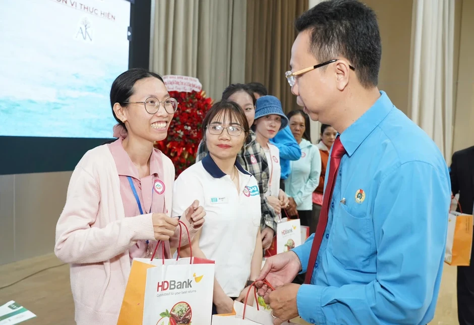 ‘An cư cùng người lao động’ mở cơ hội có nhà ở cho công nhân TP.HCM ‘An cư cùng người lao động’ mở cơ hội có nhà ở cho công nhân TP.HCM