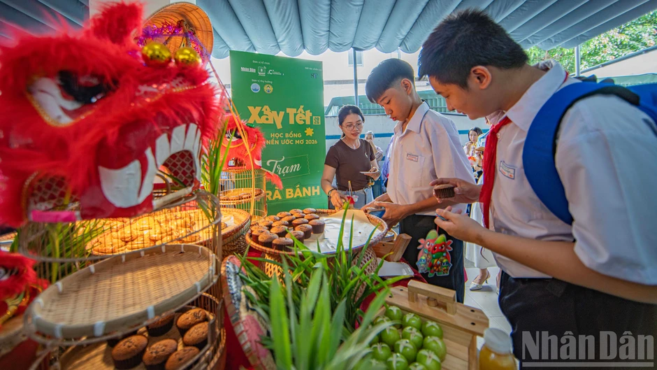 [Ảnh] Chắp cánh ước mơ cho con em những "người hùng thầm lặng" của thành phố Đà Nẵng
