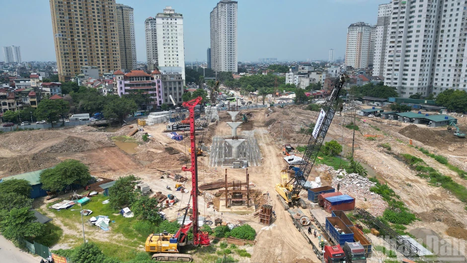 [Ảnh] Hà Nội: Dự án nút giao Phạm Tu-Đường 70 bước vào giai đoạn thi công cao điểm