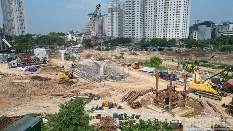 [Ảnh] Hà Nội: Dự án nút giao Phạm Tu-Đường 70 bước vào giai đoạn thi công cao điểm