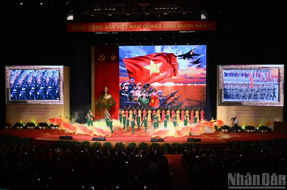 [Ảnh] Lãnh đạo Đảng, Nhà nước dự Hội nghị tri ân người có công với cách mạng toàn quốc năm 2026