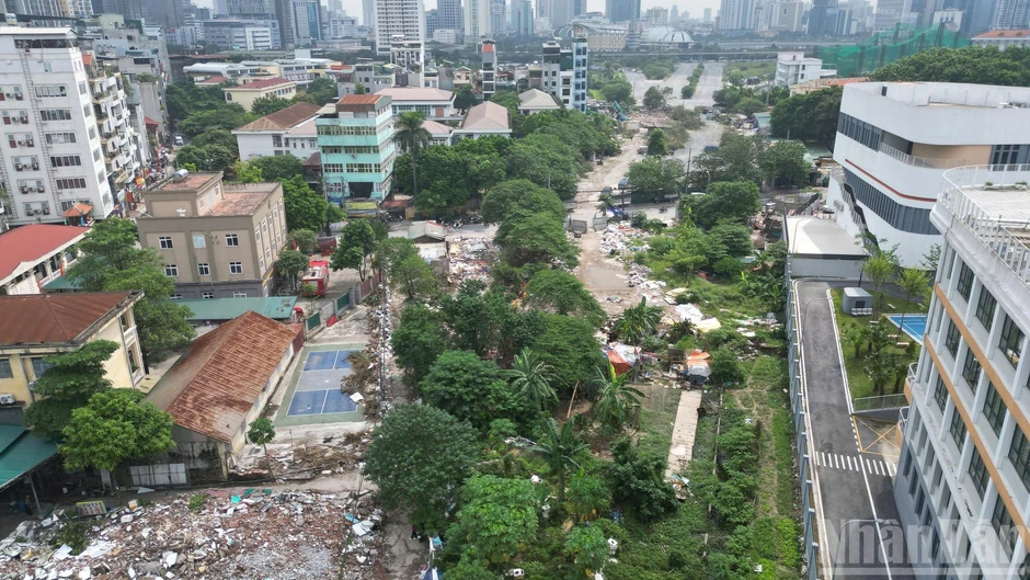 [Ảnh] Tháo dỡ nhà, bàn giao mặt bằng tuyến Phạm Hùng-Lê Đức Thọ