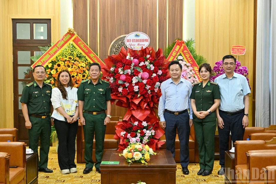 [Ảnh] Tiếp tục phát huy vị thế đồng hành tuyên truyền hiệu quả giữa Báo Nhân Dân và các cơ quan, đơn vị