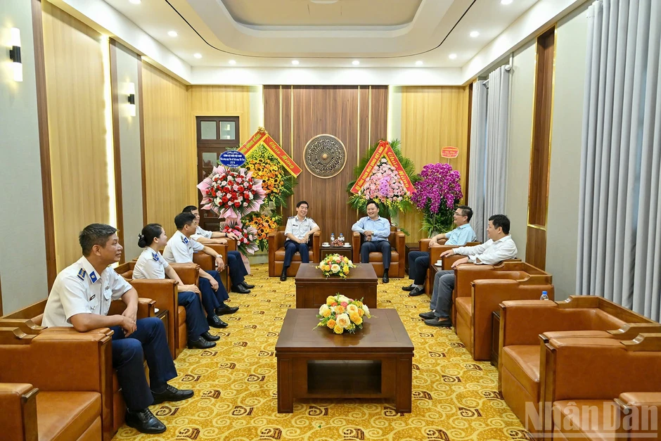 [Ảnh] Tiếp tục phát huy vị thế đồng hành tuyên truyền hiệu quả giữa Báo Nhân Dân và các cơ quan, đơn vị
