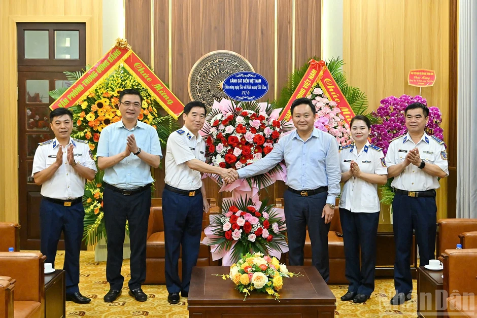 [Ảnh] Tiếp tục phát huy vị thế đồng hành tuyên truyền hiệu quả giữa Báo Nhân Dân và các cơ quan, đơn vị