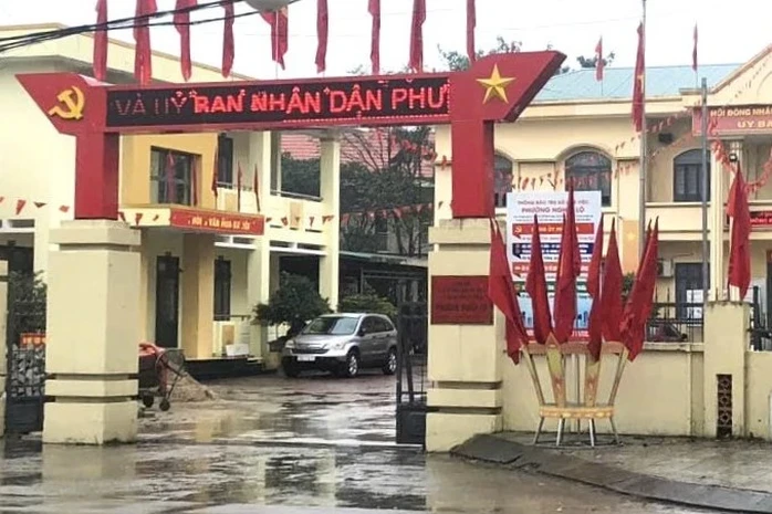 “Ngâm” hồ sơ kéo dài, Chủ tịch UBND tỉnh Quảng Ngãi phê bình Chủ tịch UBND phường Nghĩa Lộ “Ngâm” hồ sơ kéo dài, Chủ tịch UBND tỉnh Quảng Ngãi phê bình Chủ tịch UBND phường Nghĩa Lộ