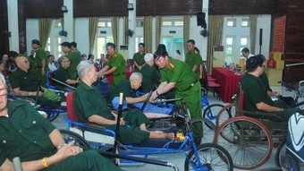 "Bắc cây cầu" gắn kết quá khứ anh hùng với trách nhiệm phụng sự nhân dân