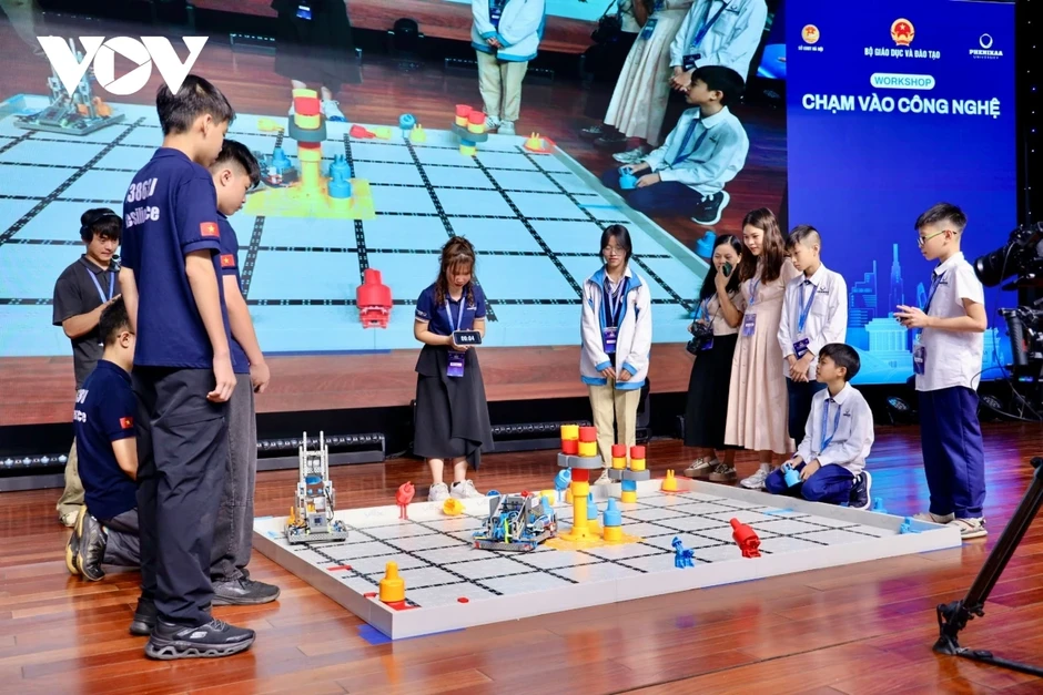 "Cơn khát" nhân lực STEM: Vì sao học sinh vẫn "thờ ơ" với khối ngành kỹ thuật? "Cơn khát" nhân lực STEM: Vì sao học sinh vẫn "thờ ơ" với khối ngành kỹ thuật?