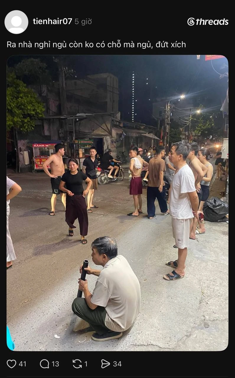 "Đêm trắng" của người Hà Nội: 40 độ ngoài trời, mất điện trong nhà, nhà nghỉ cháy phòng "Đêm trắng" của người Hà Nội: 40 độ ngoài trời, mất điện trong nhà, nhà nghỉ cháy phòng