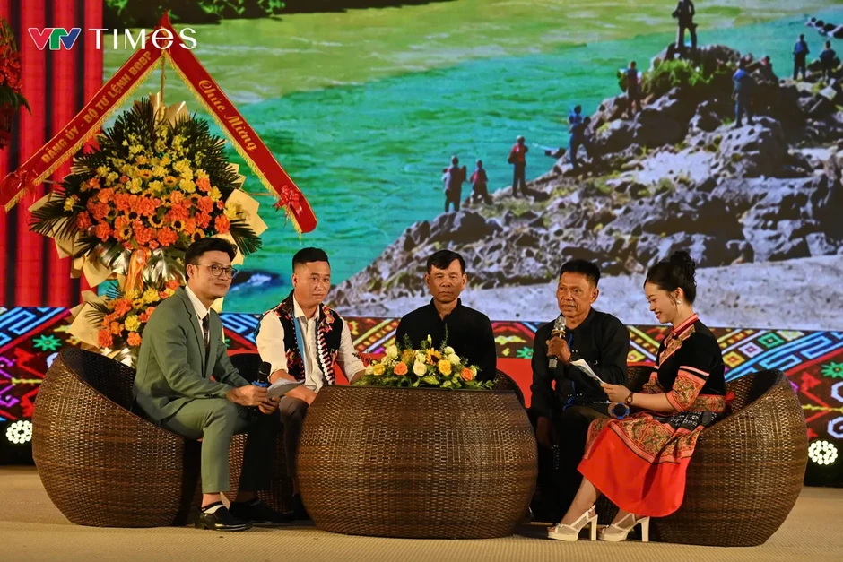"Điểm tựa của bản làng" - Những người giữ lửa nơi biên cương Lai Châu
