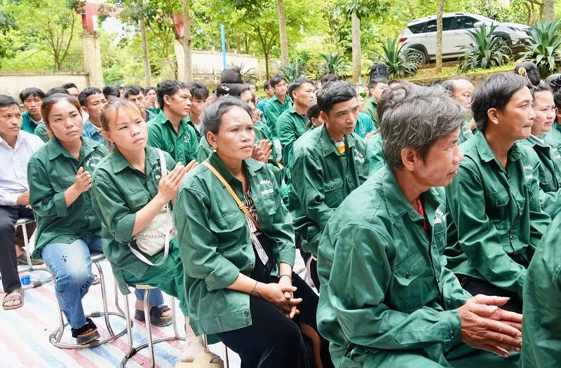 "Điểm tựa" của công nhân nghèo vùng cao "Điểm tựa" của công nhân nghèo vùng cao