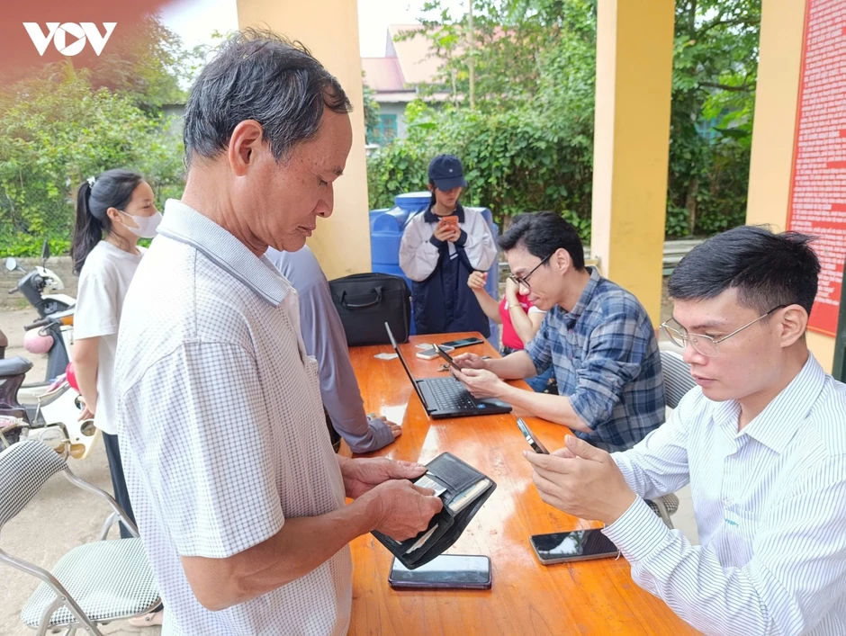 "Người bản số" - đưa chuyển đổi số về từng thôn, bản vùng cao Lào Cai "Người bản số" - đưa chuyển đổi số về từng thôn, bản vùng cao Lào Cai